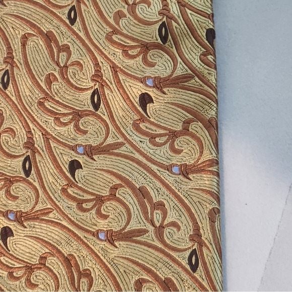 Jos A Bank Signature Collection Gold Brown Silk Tie Made in Italy‎ 59"x4" Office - Picture 2 of 4